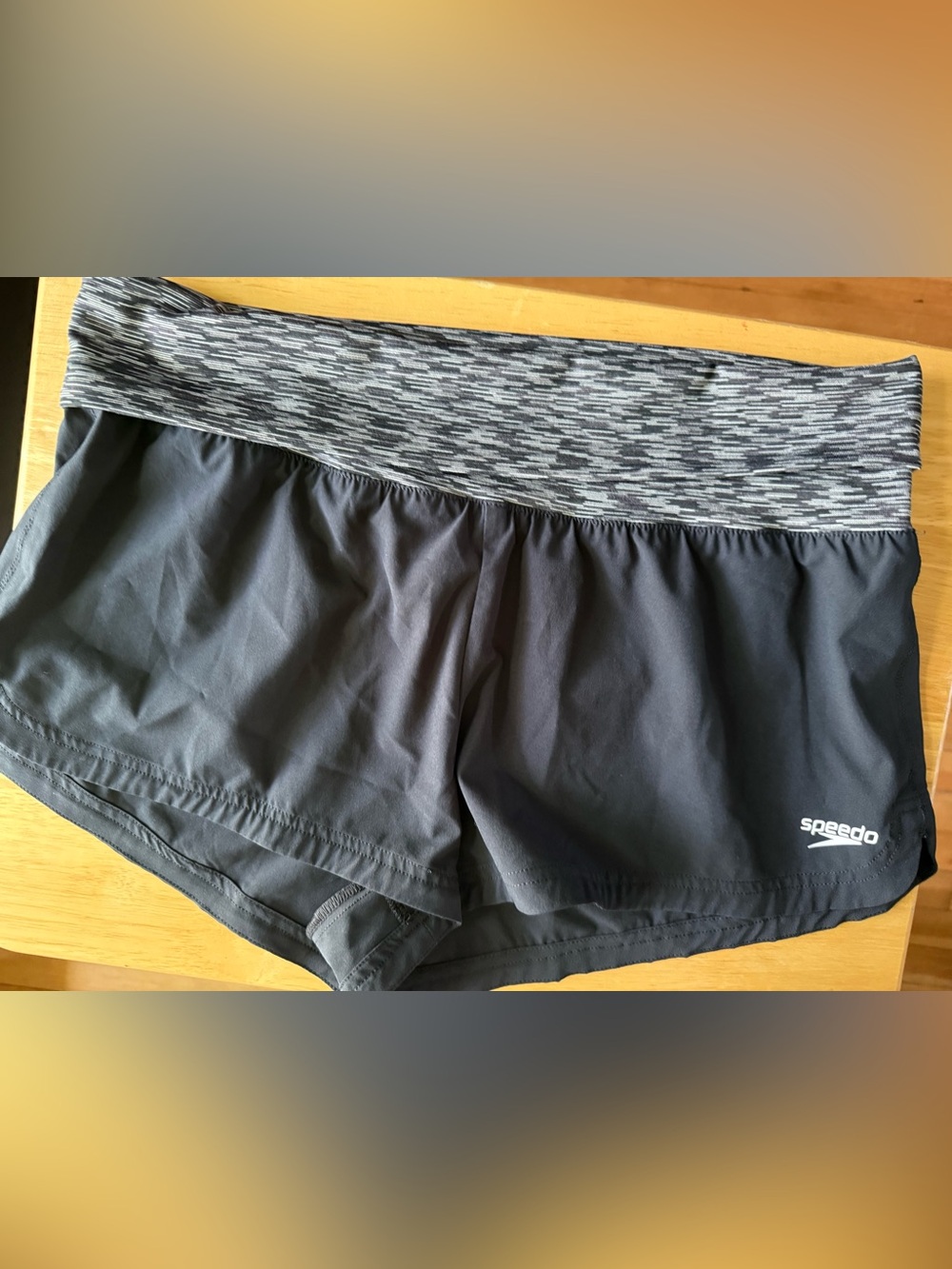Speedo‎ Black Shorts with Gray Space-Dye Waistband size M
